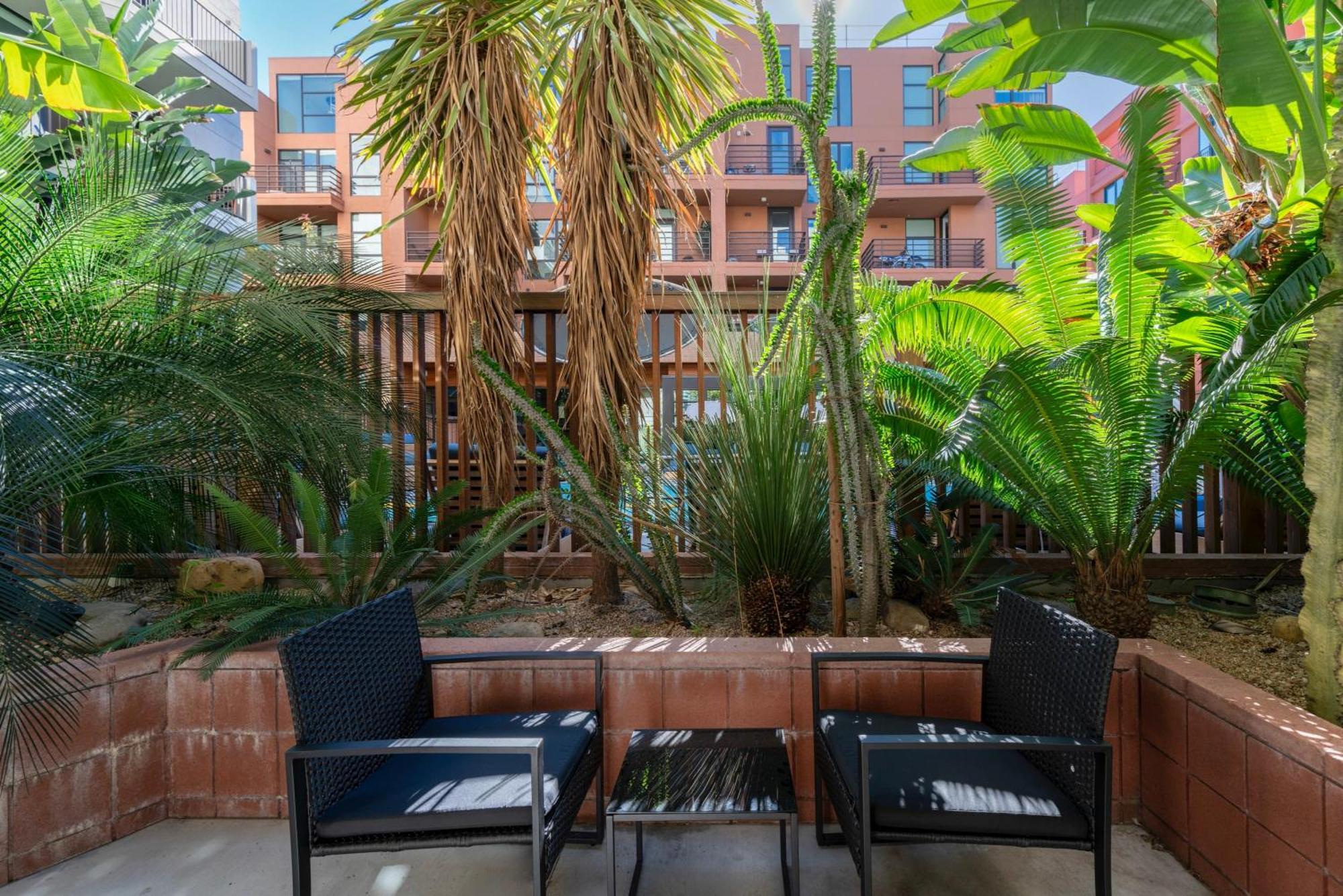 Appartement Hollywood 2 Bedroom La Na *
